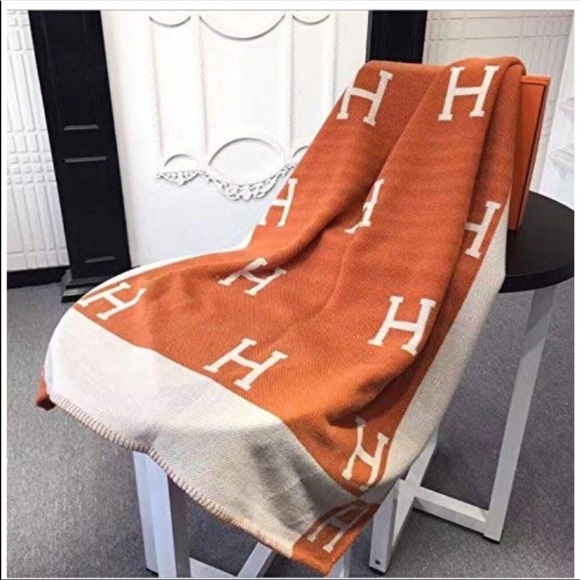 Monogrammed Wool Cashmere Throw Blanket Shawl - Picture 3 of 8